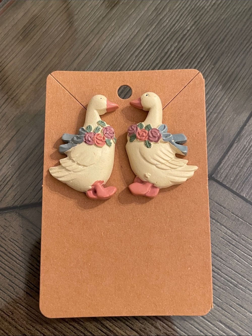 Vintage 1980s or 1990s Country-Style Goose Earrings Porch Goose Silly Goose - Picture 16 of 16
